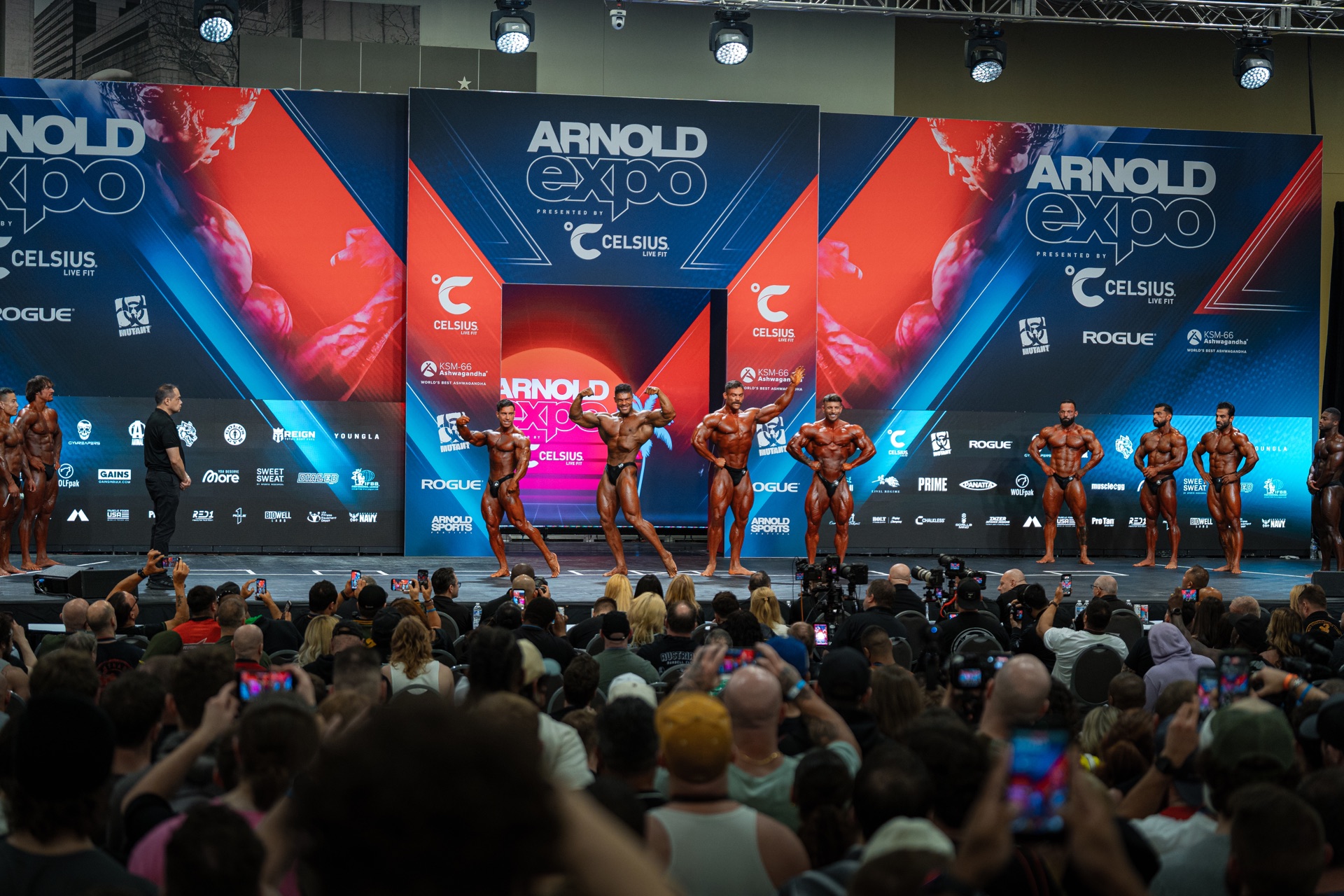 Arnold Expo stage · bodybuilding